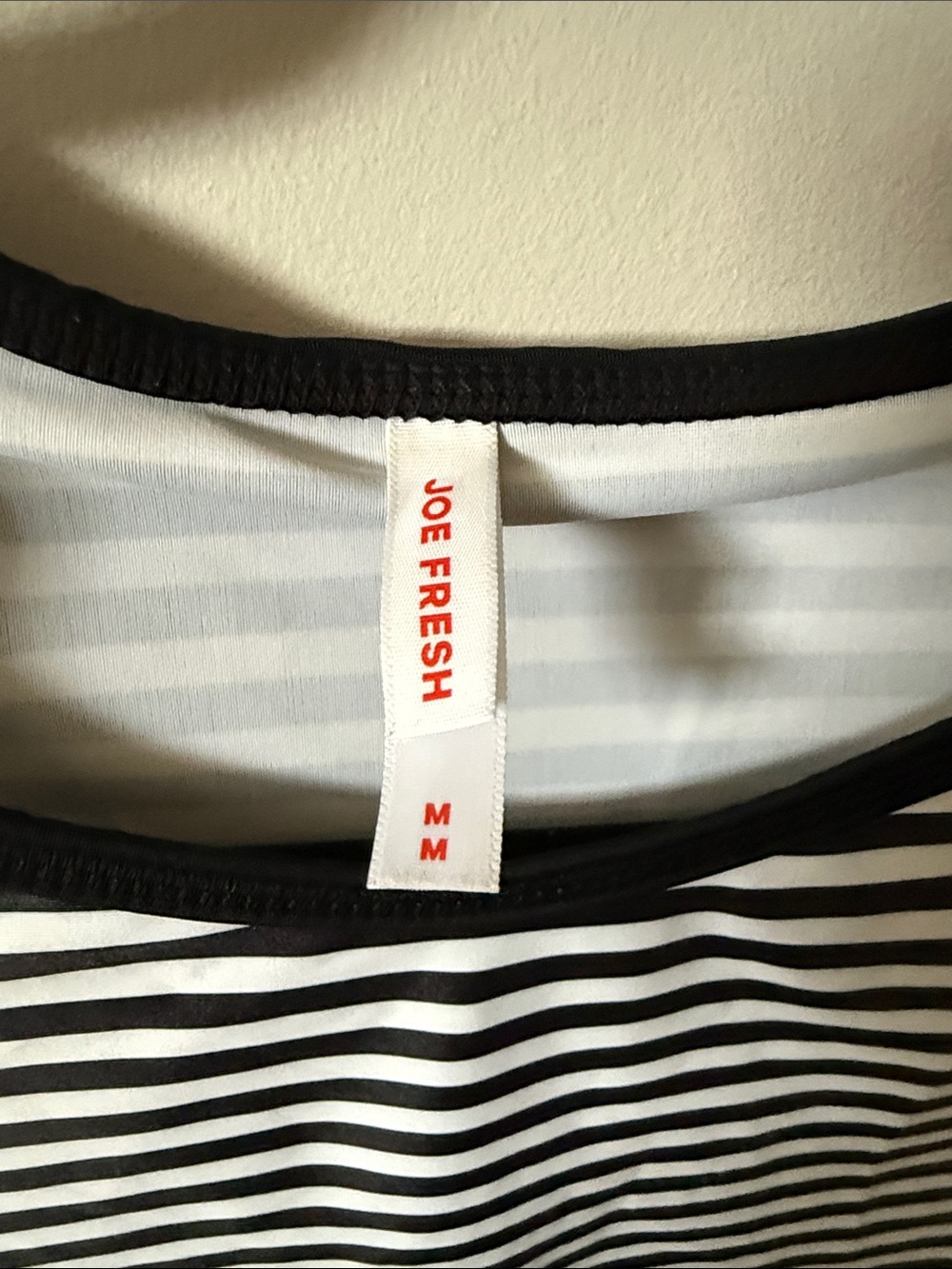 Joe Fresh Black and White Striped Long-Sleeve side cinch rash guard - Picture 2 of 3
